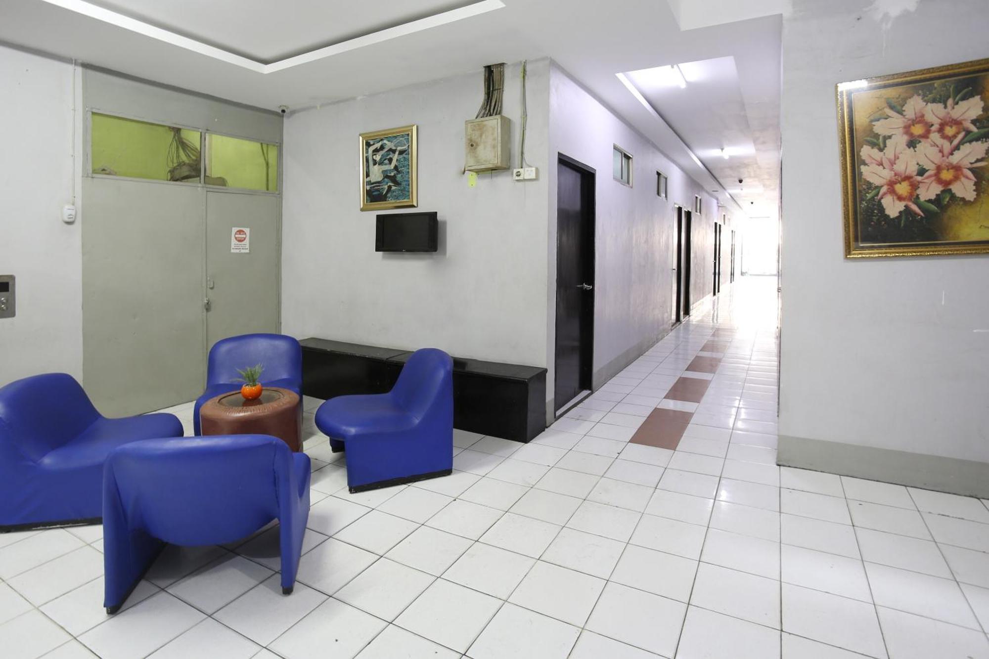 Oyo 3865 Wisma Niaga Jakarta Buitenkant foto