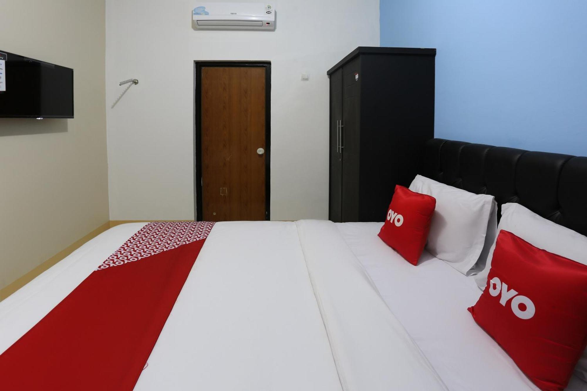 Oyo 3865 Wisma Niaga Jakarta Buitenkant foto