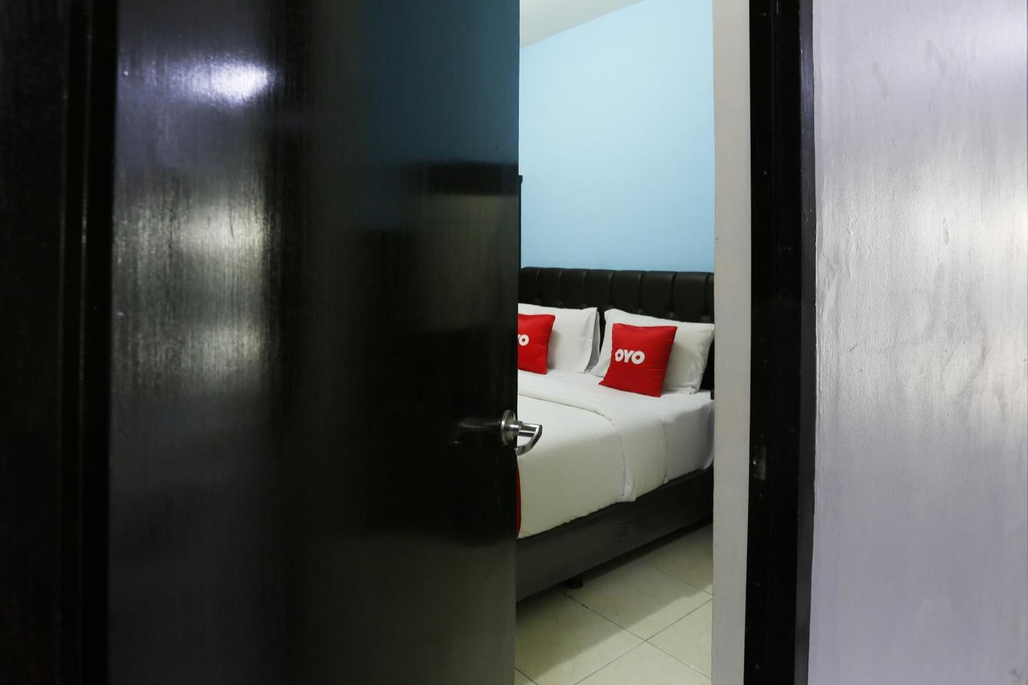 Oyo 3865 Wisma Niaga Jakarta Buitenkant foto